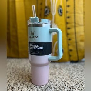 Ombré Stanley 40oz Quencher
